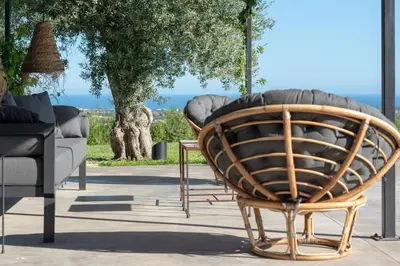 Paesaggio naturale nelle vicinanze della villa