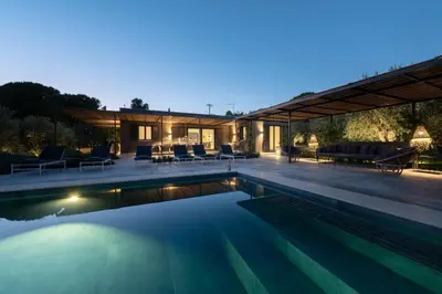 Piscina di Villa Vogue - IsulaTravel o nelle vicinanze