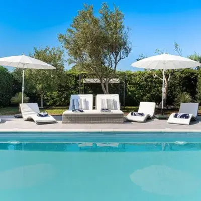 Bombana Beach Apartments