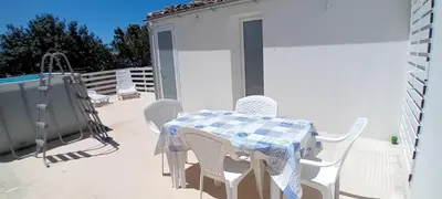 Piscina di Casale Donna Morena o nelle vicinanze