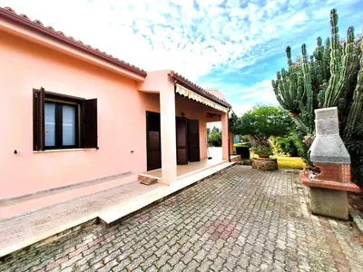 Edificio in cui si trova la villa