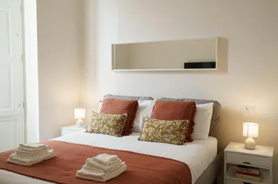 Letto o letti in una camera di Habibi Apartments
