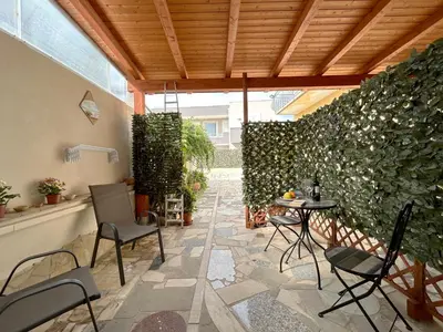 Area soggiorno di Nonno 'nzinu 150 meters from the sandy beach with wifi