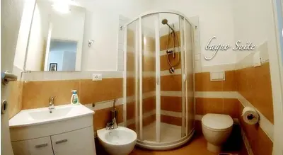 Bagno di Casa Tramonto sull' Isola