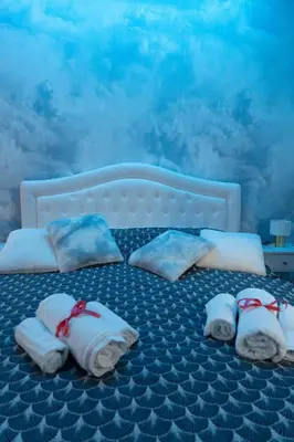 Letto o letti in una camera di TIMEO Baroque Palace Luxury Suite