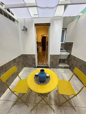 Area soggiorno di Etna charme apartment