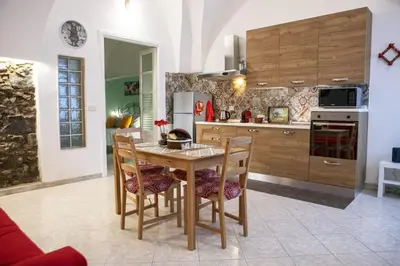Cucina o angolo cottura di Casa Vacanze - I Portici House