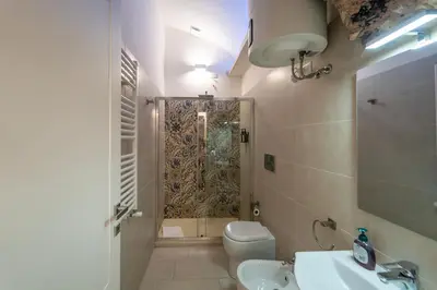 Bagno di BELLINIKATANESUITE