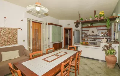 Cucina o angolo cottura di Awesome Home In Marina Di Marza