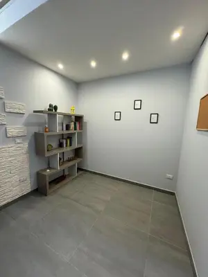 Biblioteca nella casa vacanze
