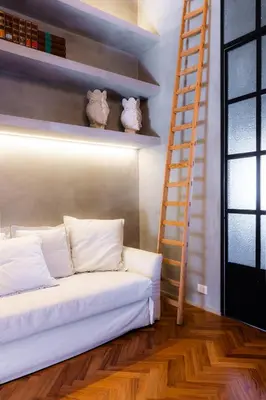 Biblioteca nell'appartamento
