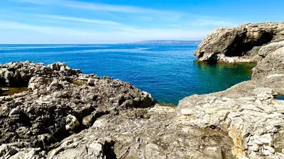 Paesaggio naturale nelle vicinanze della villa