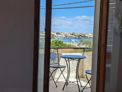 Balcone o terrazza di Casa sul mare Vento di Levante