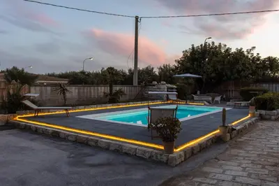 Piscina di Villa Scrusciu Ri Mari, Noto o nelle vicinanze