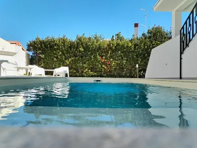 Piscina di Villa Ina Lux o nelle vicinanze