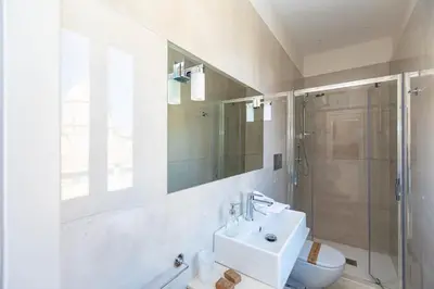 Bagno di Ortigia Terrazza Su Due Mari by Ortigia Apartm...