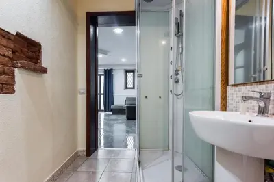 Bagno di L'Alloggio del Re
