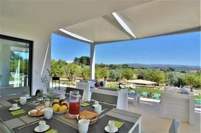 Cibo presso la villa o nelle vicinanze