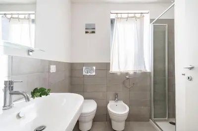 Bagno di Villa Mennula vista mare montagne piscina privata - Tenuta il Cavaliere di Italia Noto