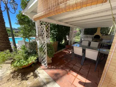 Piscina di ALTA lux homeholiday stone o nelle vicinanze