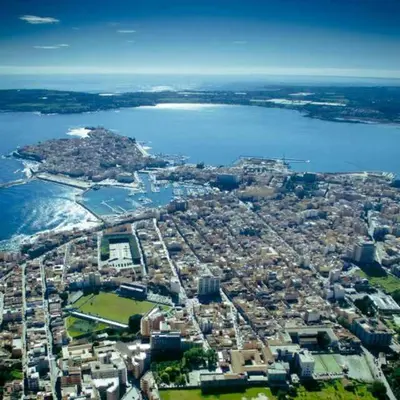 Vista generica sul mare o vista sul mare dall'interno dell'appartamento