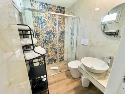 Bagno di Easy Room