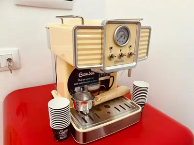 Set per la preparazione di tè e caffè presso Avola in Love