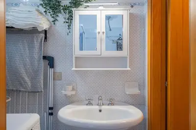 Bagno di Casa Intersimone