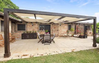 Giardino di Cozy Home In Siracusa With Kitchen
