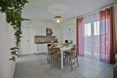 Cucina o angolo cottura di Laudani Homes