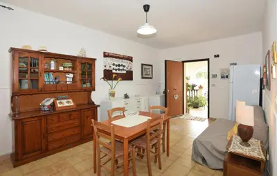 Area soggiorno di 2 Bedroom Cozy Home In Siracusa