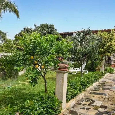2 Bedroom Cozy Home In Siracusa