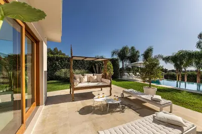 Piscina di Attalàya, oasi di relax con piscina vicino Noto o nelle vicinanze