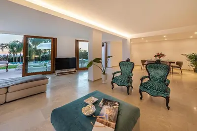 TV o dispositivi per l'intrattenimento presso Attalàya, oasi di relax con piscina vicino Noto