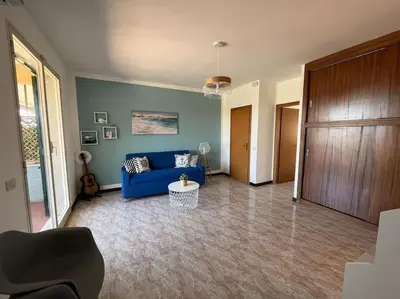 Area soggiorno di Serenity House 80mq vista mare