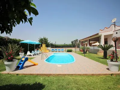 Piscina di Villa Andrea by Interhome o nelle vicinanze