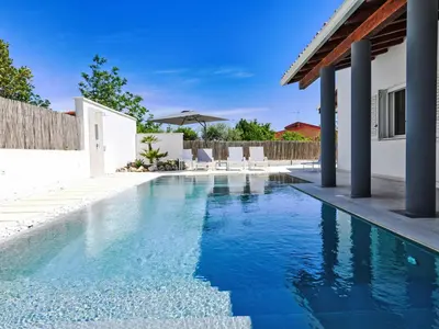 Piscina di Apartment MareLuna by Interhome o nelle vicinanze
