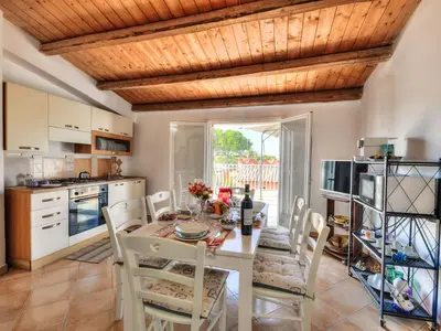 Cucina o angolo cottura di Apartment MareLuna by Interhome