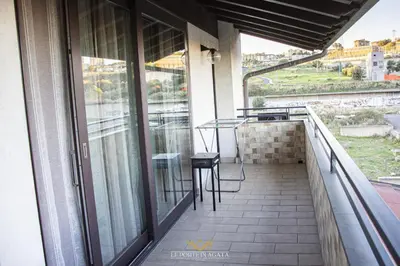 Balcone o terrazza di Loft appartamento Privato esclusivo residenziale , Parcheggio gratuito , Catania