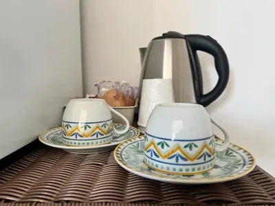 Set per la preparazione di tè e caffè presso Dimore Hyblon