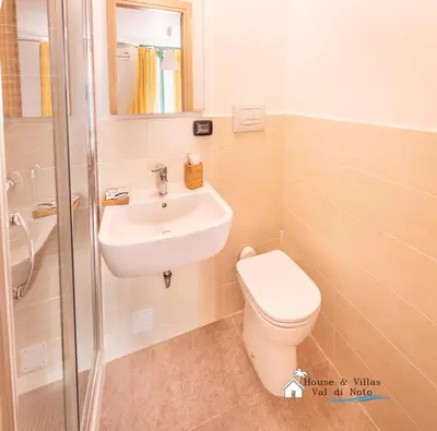 Bagno di AKRAI