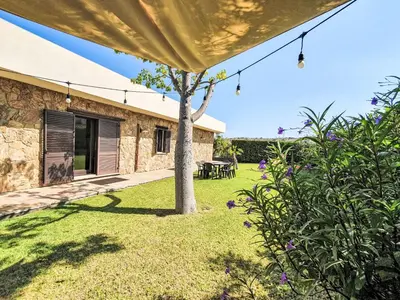 Giardino di Holiday Home Zuccheri Canditi by Interhome