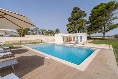 Piscina di Agrivillage San Lorenzo o nelle vicinanze