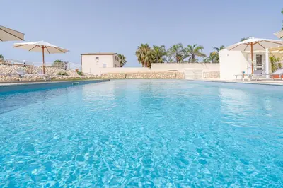Piscina di Agrivillage San Lorenzo o nelle vicinanze