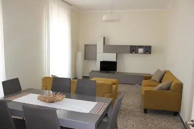 Area soggiorno di appartamento Aretusa