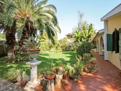 Giardino di Villa Orchidea by Interhome