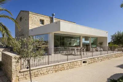 Edificio in cui si trova la villa