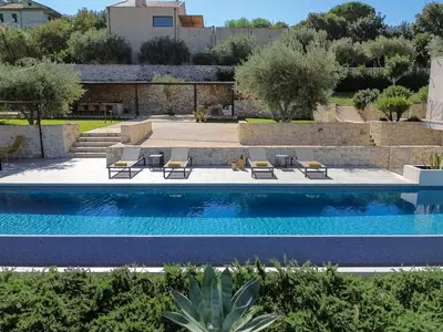Piscina di Corten House - IsulaTravel o nelle vicinanze