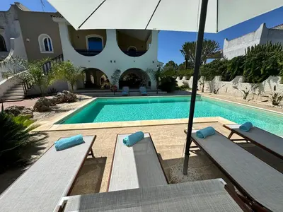 Piscina di Divina Luxury Home o nelle vicinanze