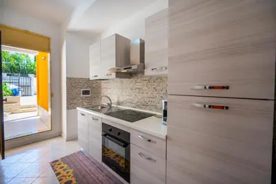 Cucina o angolo cottura di Apartment Sole Fontane Bianche - Sicilia Vacanza